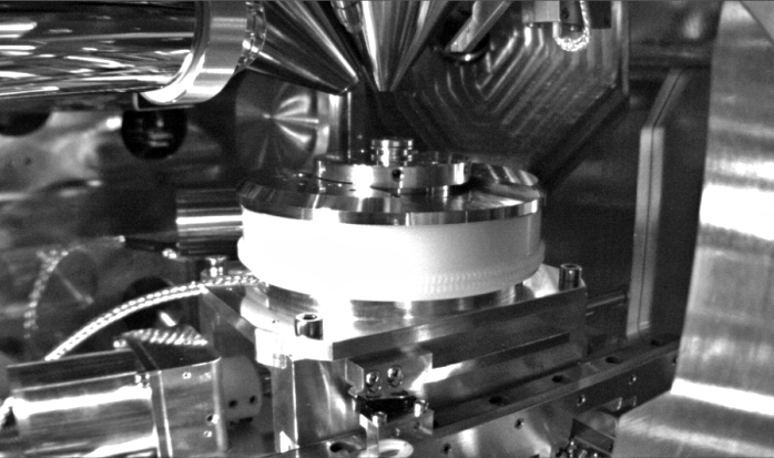 Внутреннее пространство вакуумной камеры СЭМ