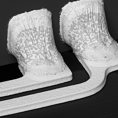 Головка чтения/записи из HDD IBM DeskStar 2002 года